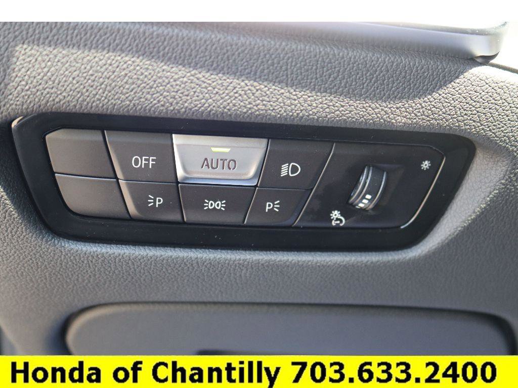 Used 2022 BMW 230i Coupe w/ Premium Package 2 image 16