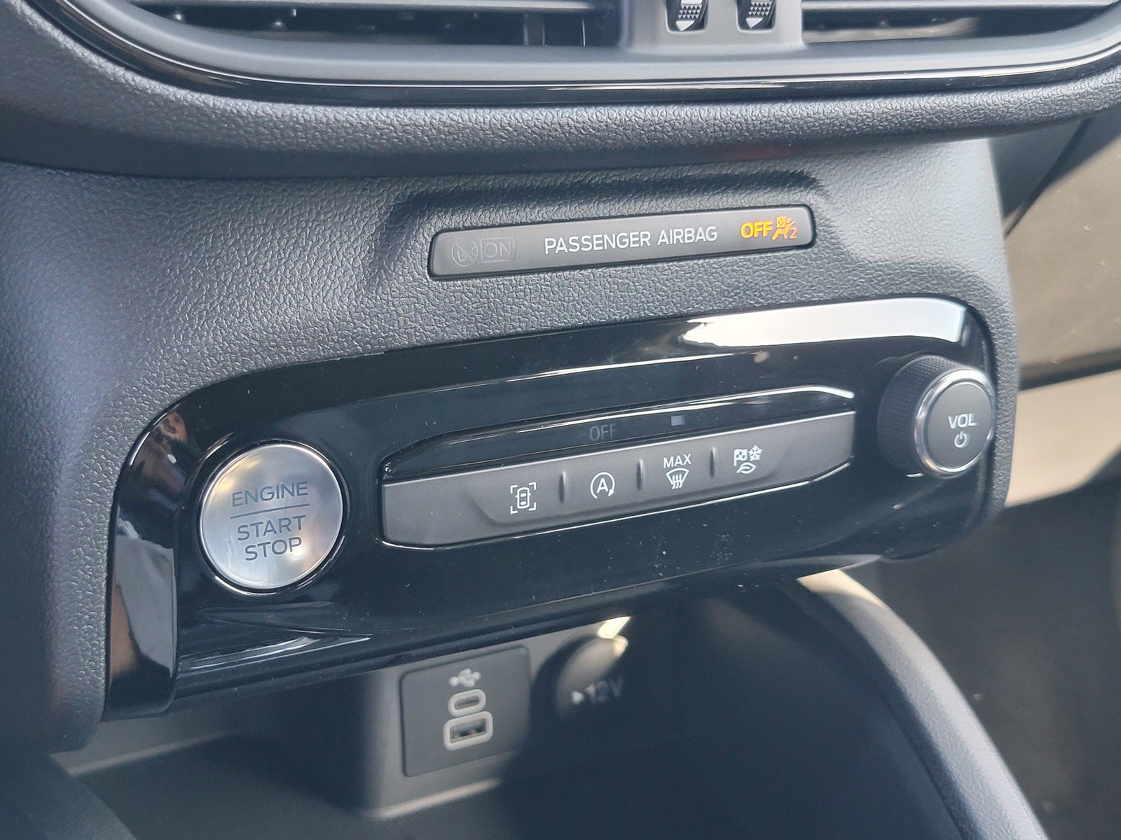 New 2025 Ford Escape ST-Line w/ Tech Pack #1 image 20