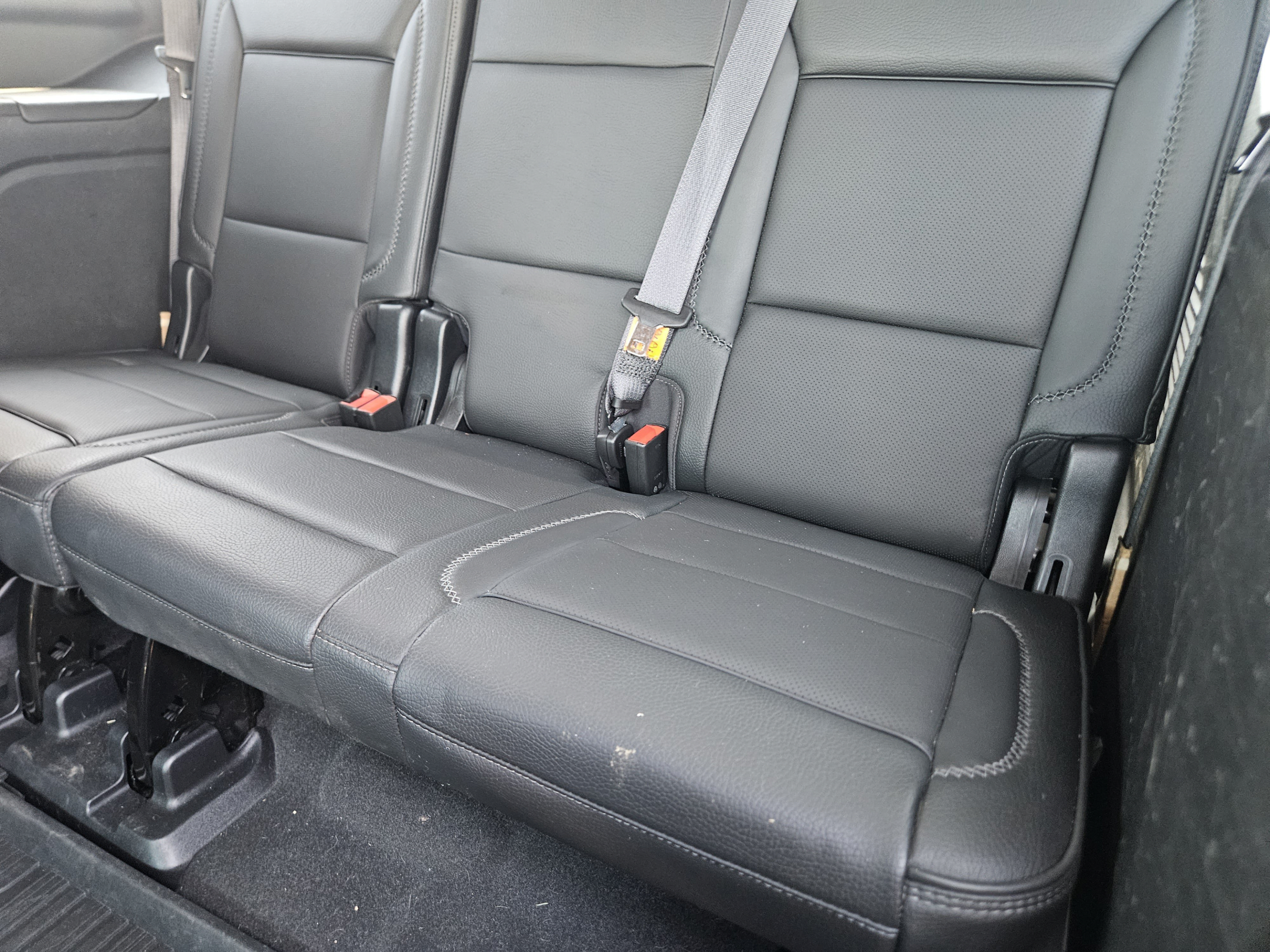Used 2022 GMC Yukon Denali w/ Denali Premium Package AWD/4WD image 23