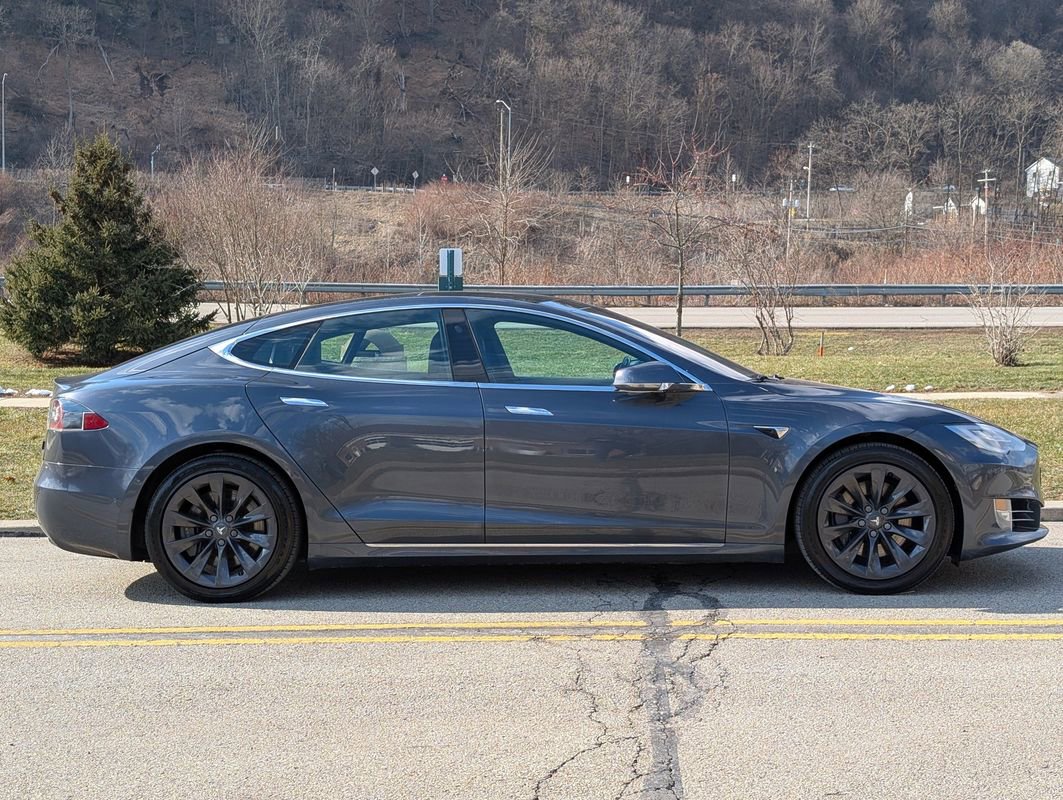 Used 2018 Tesla Model S 100D image 4