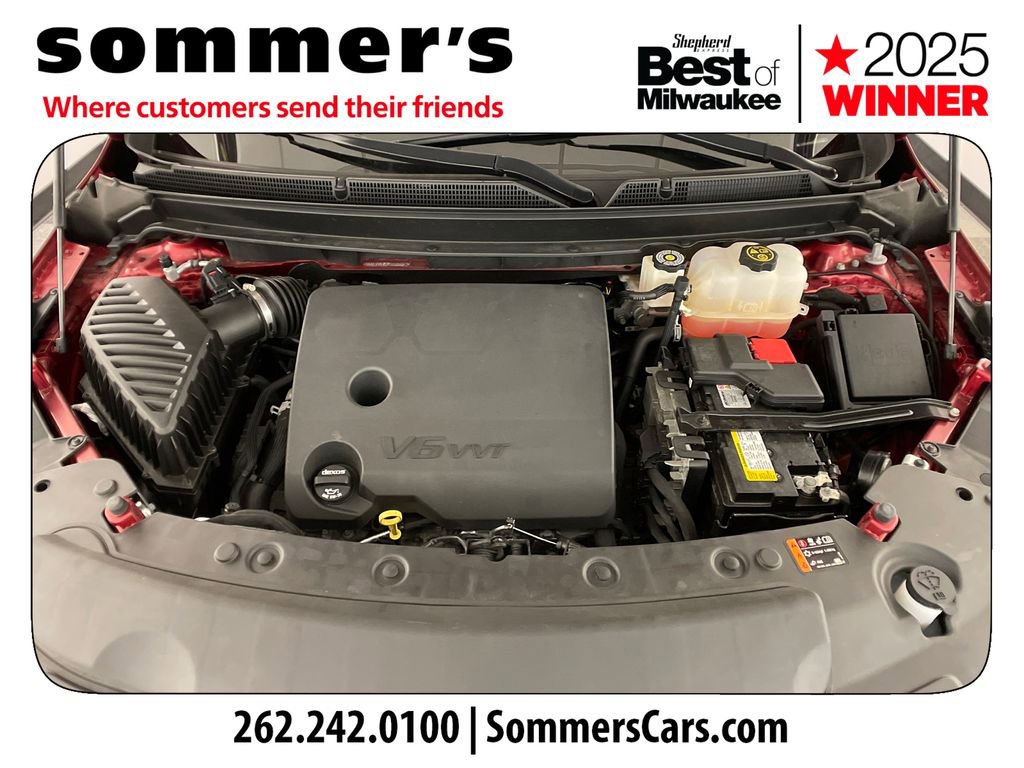 Used 2023 Buick Enclave Essence image 18