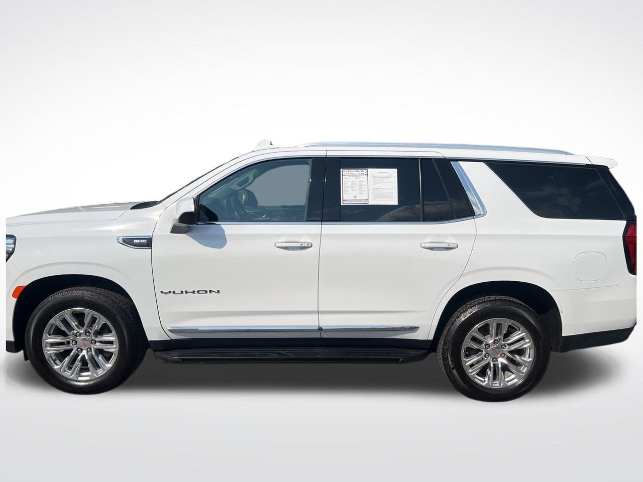 Used 2021 GMC Yukon SLT image 2