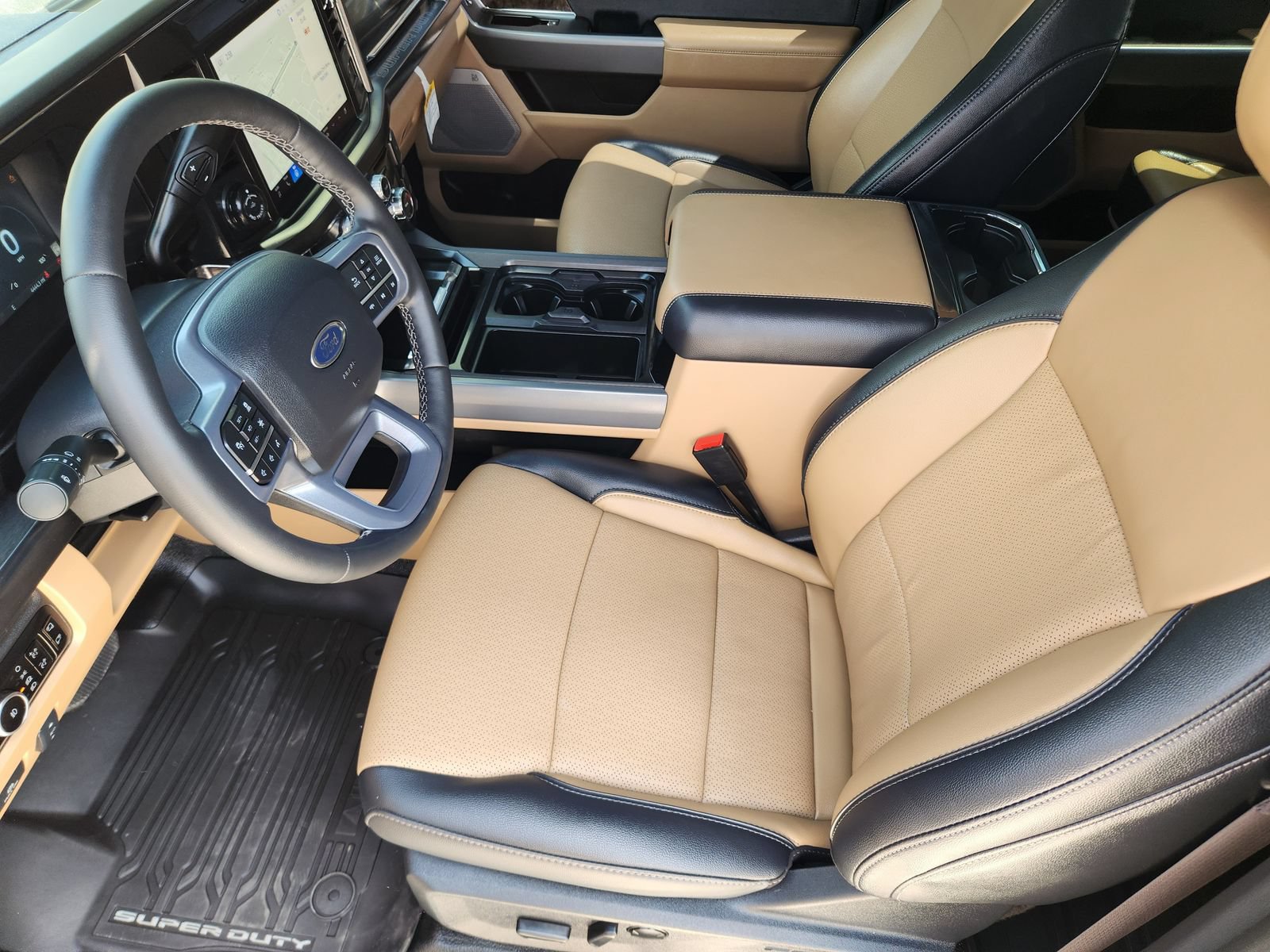 Used 2026 Ford F350 Lariat w/ Lariat Ultimate Package AWD/4WD image 13
