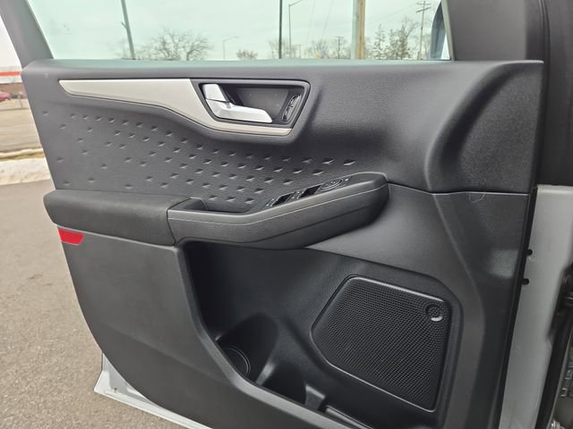 Used 2020 Ford Escape SE image 21