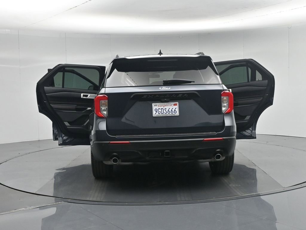 Used 2023 Ford Explorer ST-Line w/ Class IV Trailer Tow Package image 36