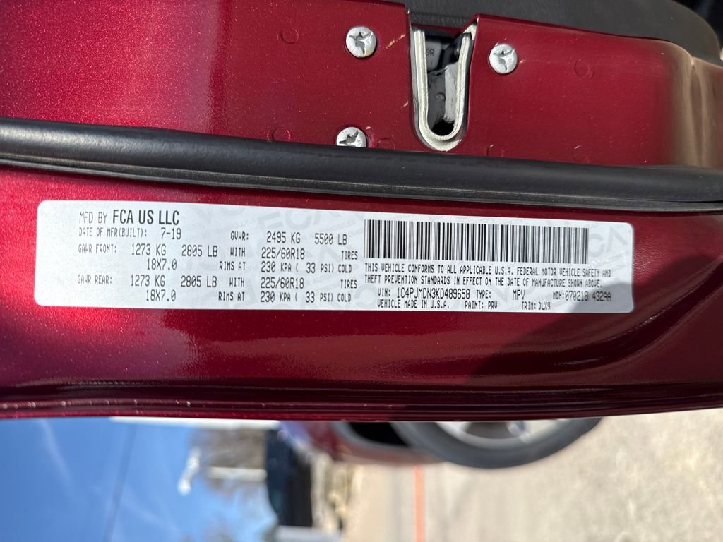 Used 2019 Jeep Cherokee Limited image 26