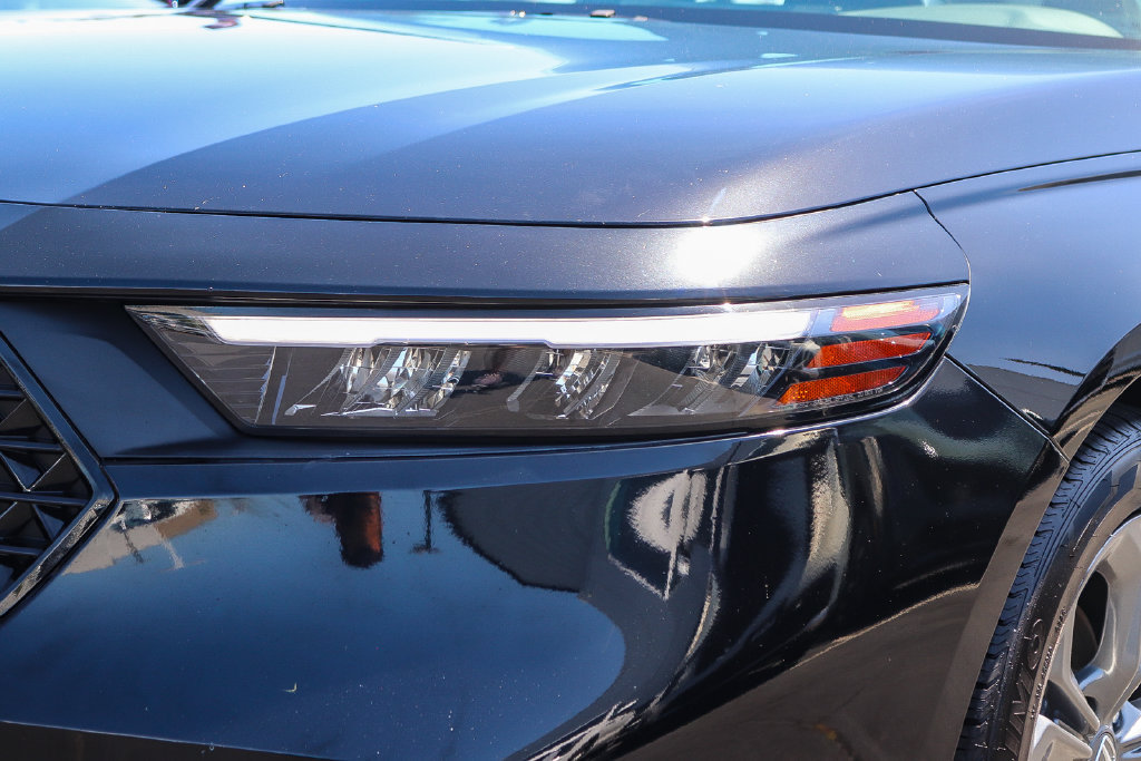 Used 2024 Honda Accord EX image 8