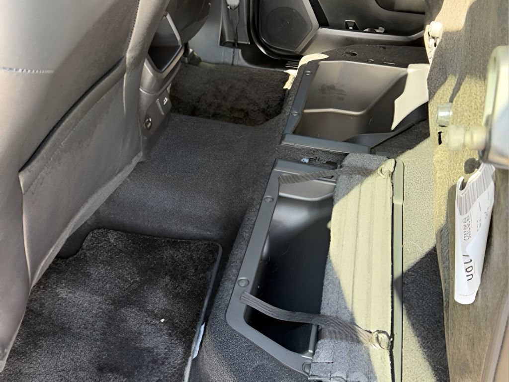 Used 2025 Ford Ranger Lariat w/ Black Appearance Package image 16