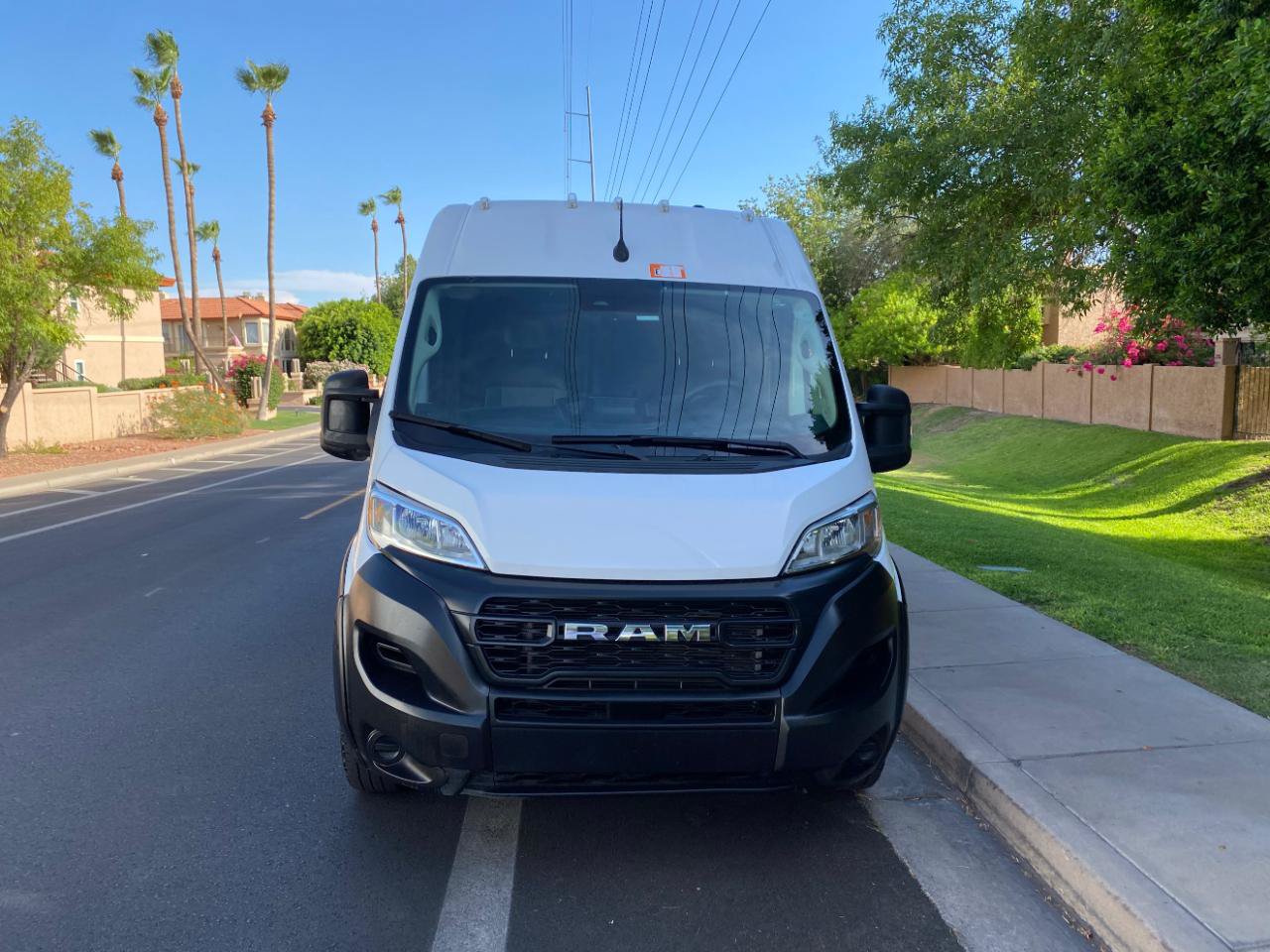 Used 2022 RAM ProMaster 2500 w/ Convenience Group FWD image 6