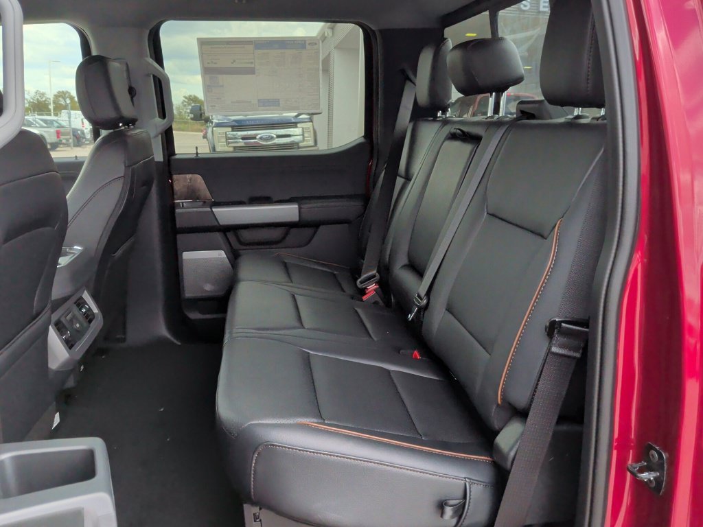 New 2027 Ford F250 Lariat w/ Black Appearance Package AWD/4WD image 37