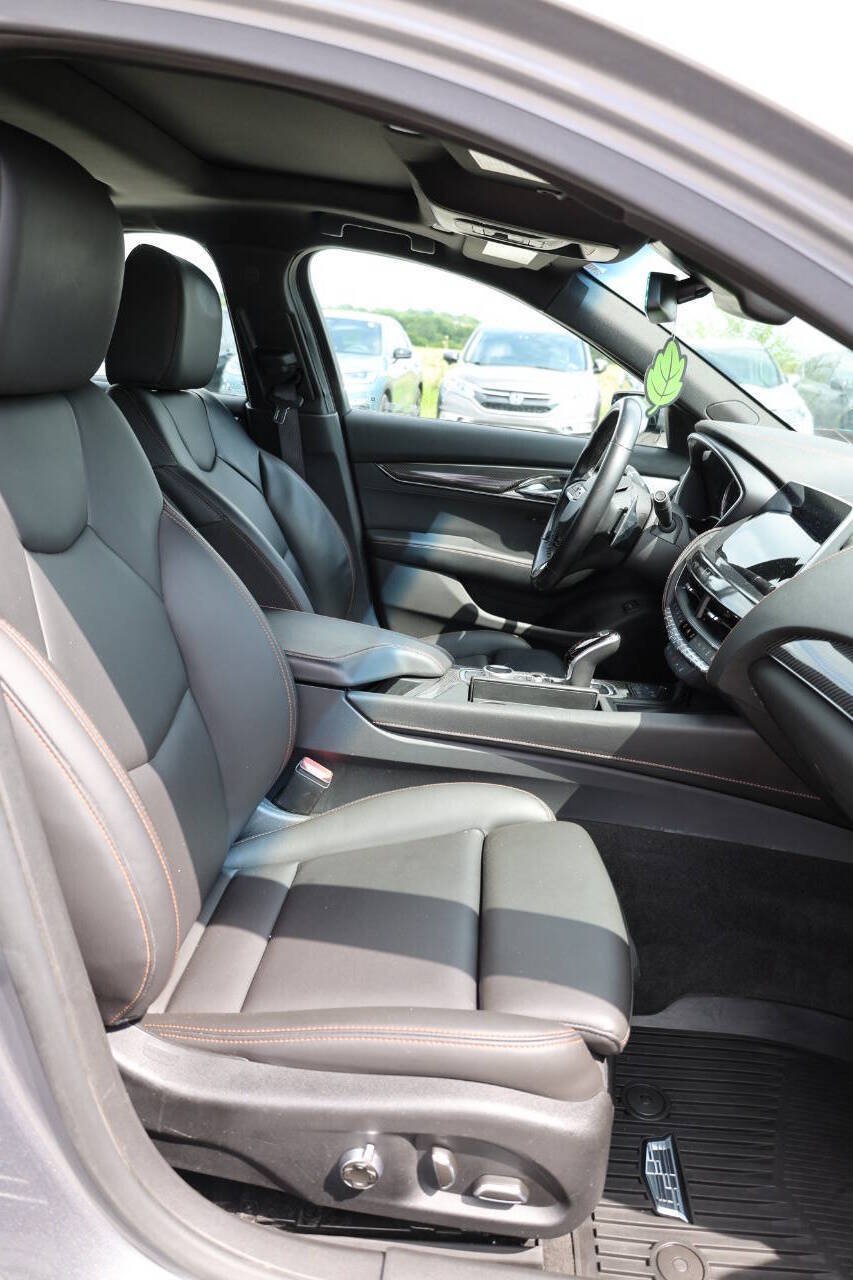 Used 2022 Cadillac CT5 V w/ Cold Weather Package AWD/4WD image 15