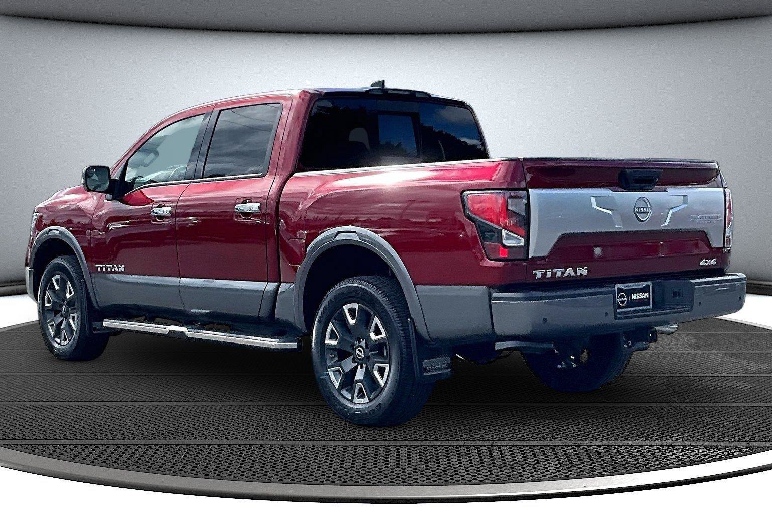 Used 2024 Nissan Titan Platinum Reserve w/ Moonroof Package AWD/4WD image 5