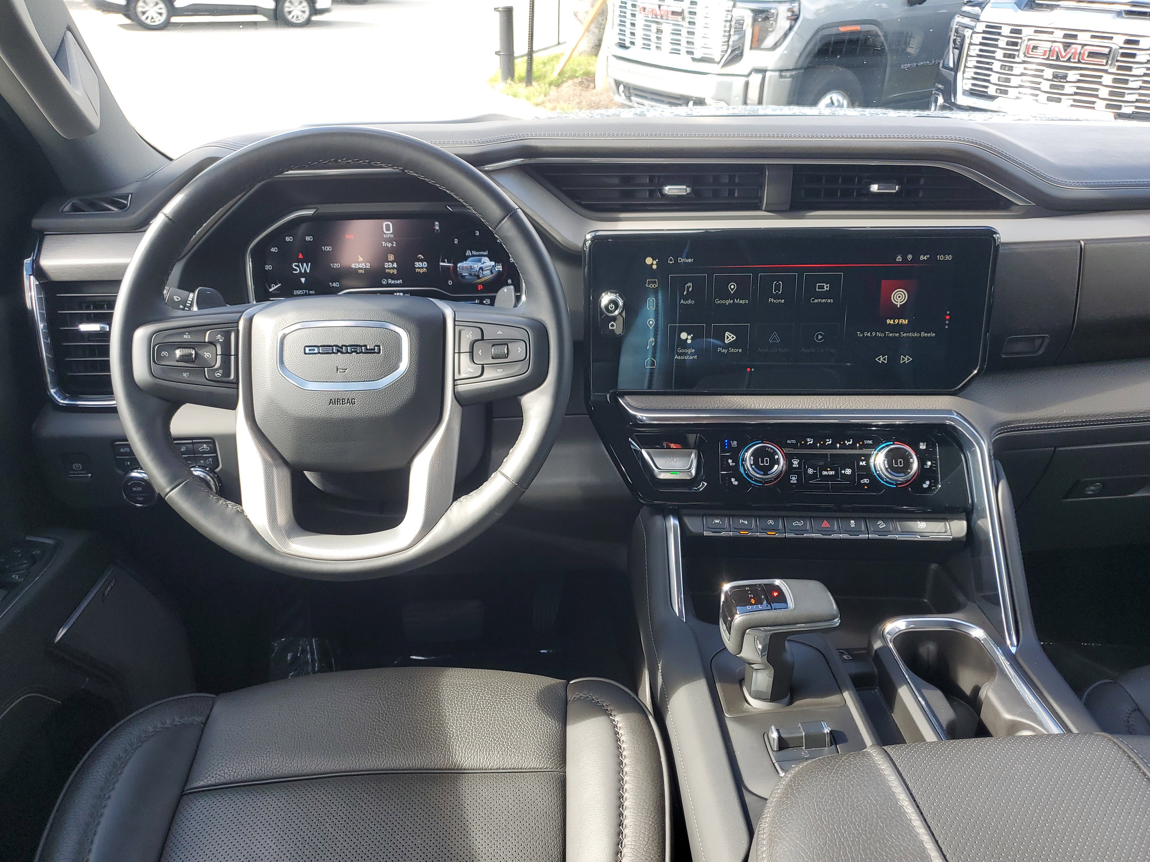 Used 2024 GMC Sierra 1500 Denali w/ Technology Package image 19