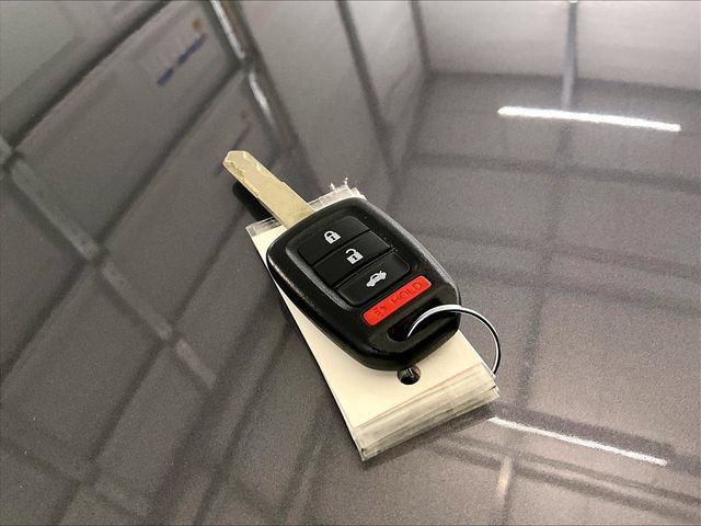 Used 2019 Honda Civic LX image 9