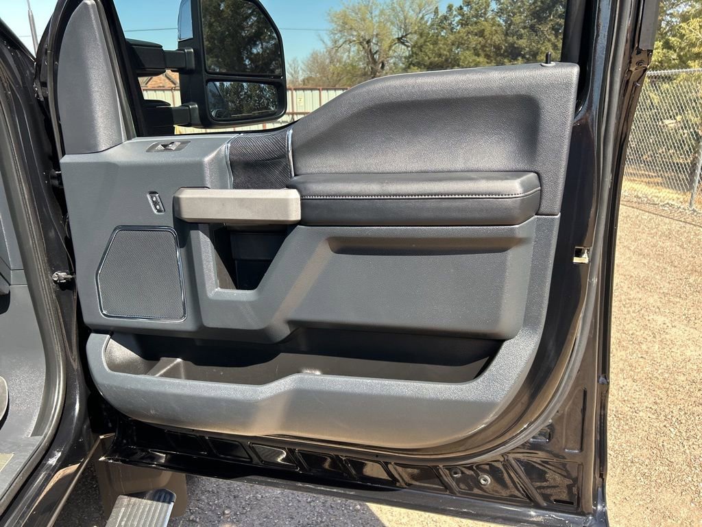 Used 2022 Ford F450 Platinum w/ FX4 Off-Road Package image 49