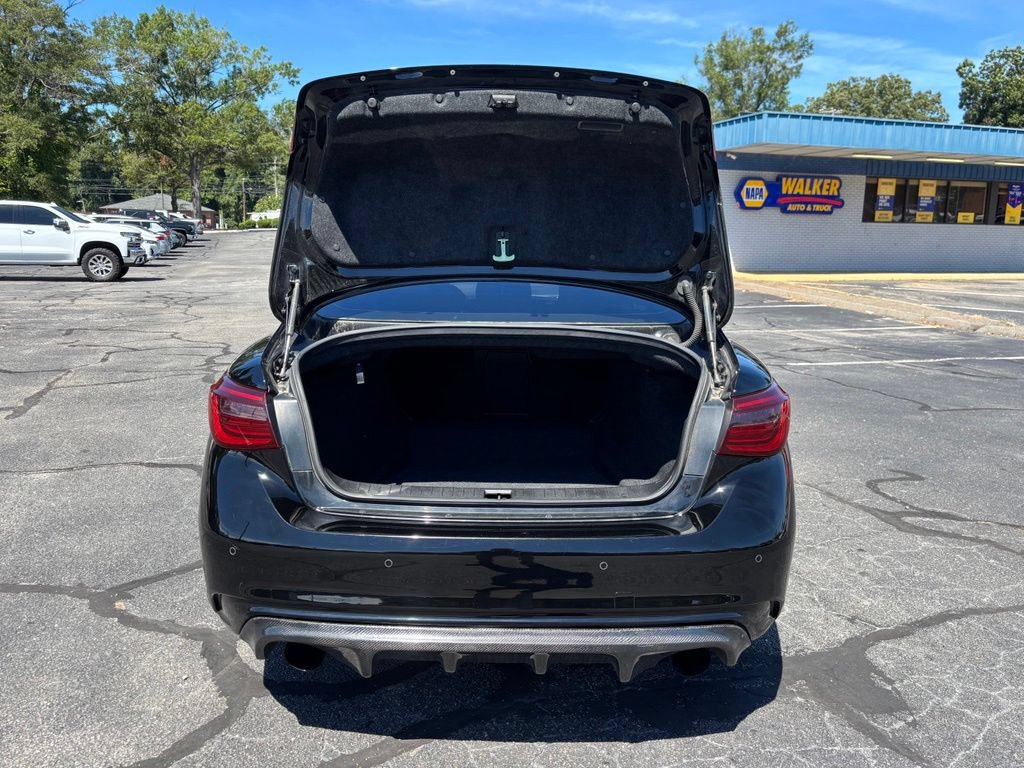 Used 2018 INFINITI Q50 Red Sport 400 AWD/4WD image 11