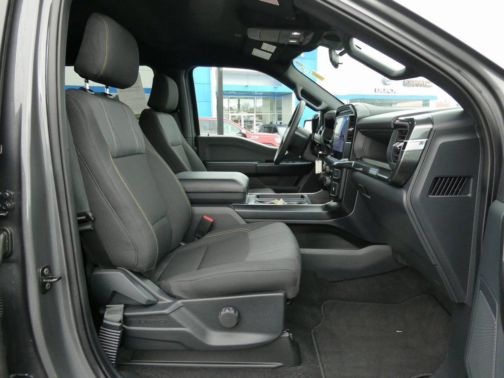 Certified 2025 Ford F150 STX w/ Equipment Group 200A image 15