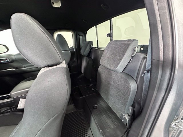 Used 2022 Toyota Tacoma TRD Off-Road w/ TRD Premium Off Road Package AWD/4WD image 22