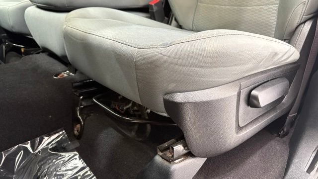 Used 2017 RAM 1500 ST w/ SXT Appearance Group AWD/4WD image 13
