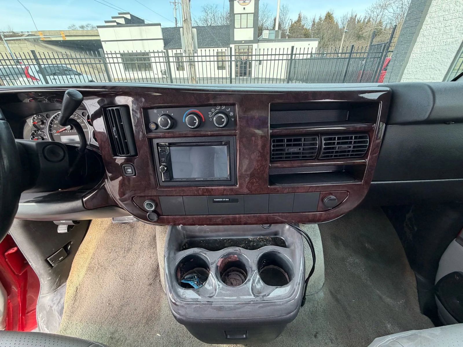 Used 2010 Chevrolet Express 1500 w/ Power Package image 32