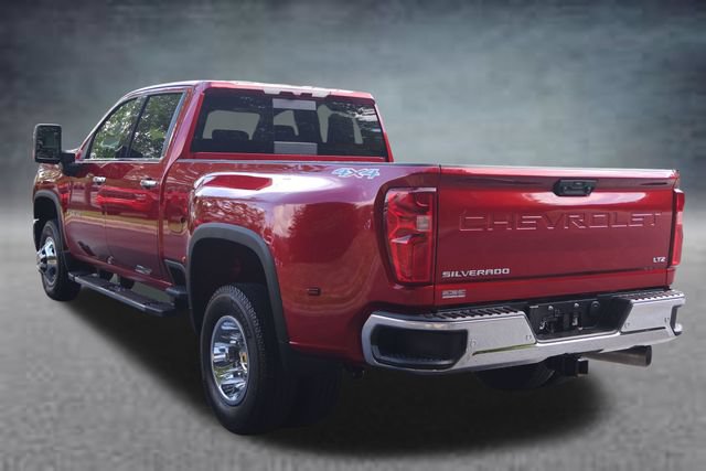 Used 2026 Chevrolet Silverado 3500 LTZ w/ LTZ Convenience Package AWD/4WD image 21