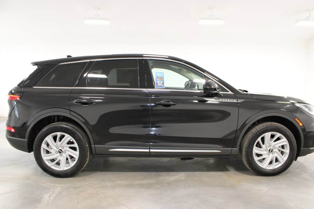 Used 2024 Lincoln Corsair FWD image 11
