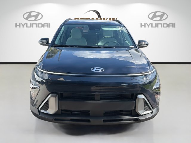 New 2027 Hyundai Kona SEL Sport FWD image 2