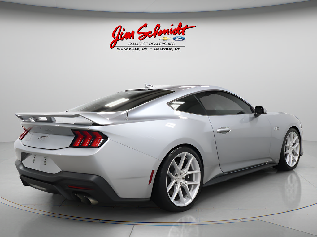Used 2025 Ford Mustang GT Premium w/ GT Performance Package RWD image 6