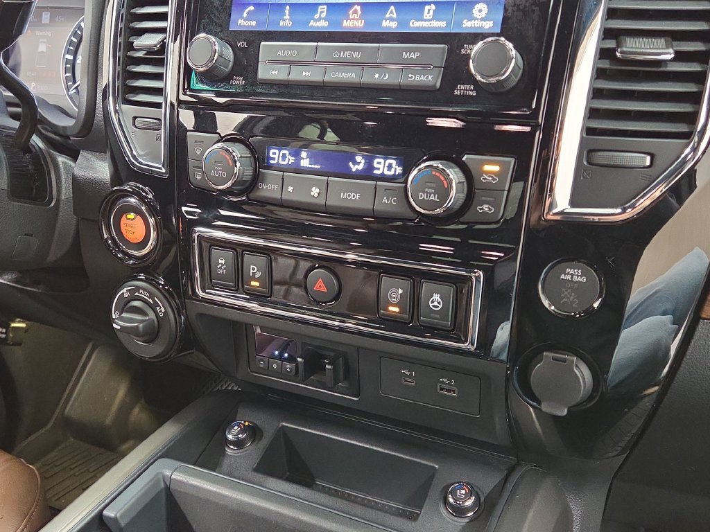 Used 2023 Nissan Titan Platinum Reserve w/ Moonroof Package AWD/4WD image 16