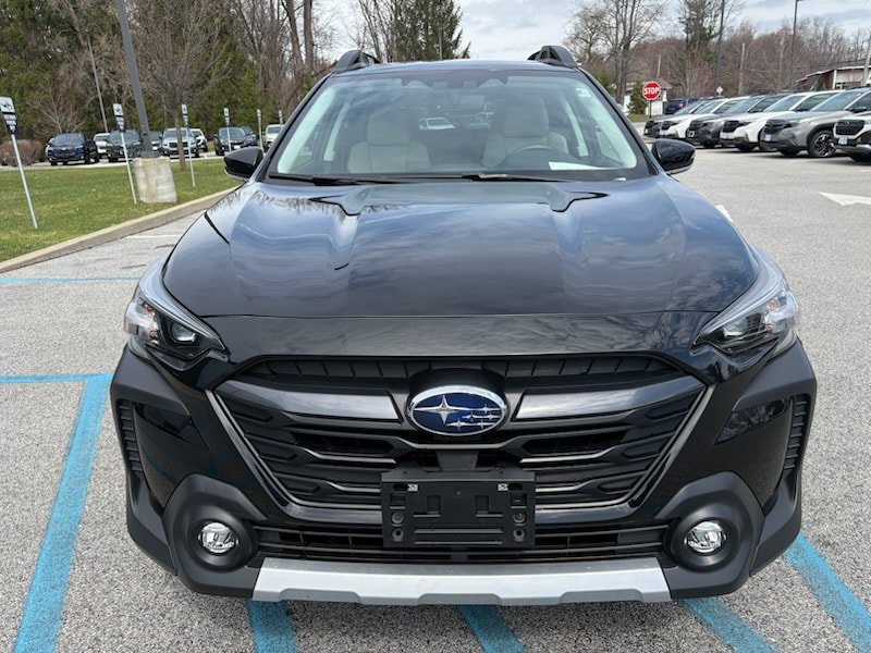 Used 2023 Subaru Outback Limited AWD/4WD image 2