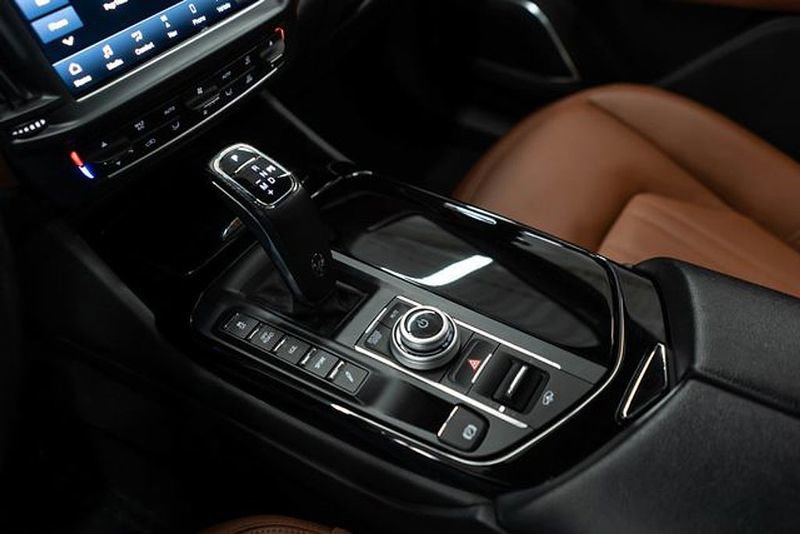 Used 2022 Maserati Levante GT image 17