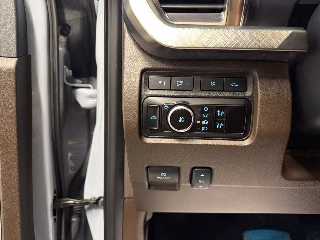 Used 2024 Ford F250 King Ranch w/ Chrome Package AWD/4WD image 22
