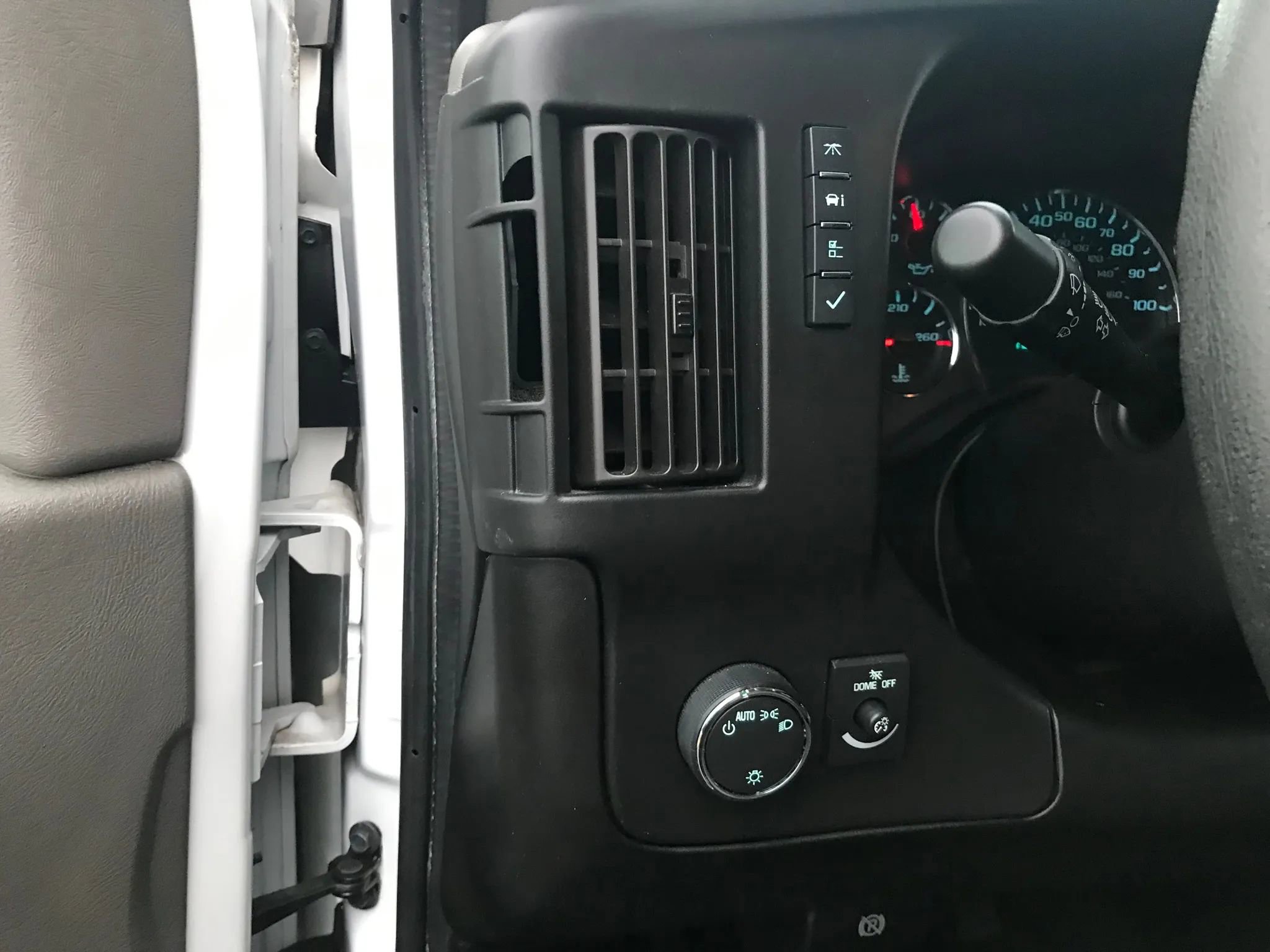 Used 2022 Chevrolet Express 2500 LS image 10