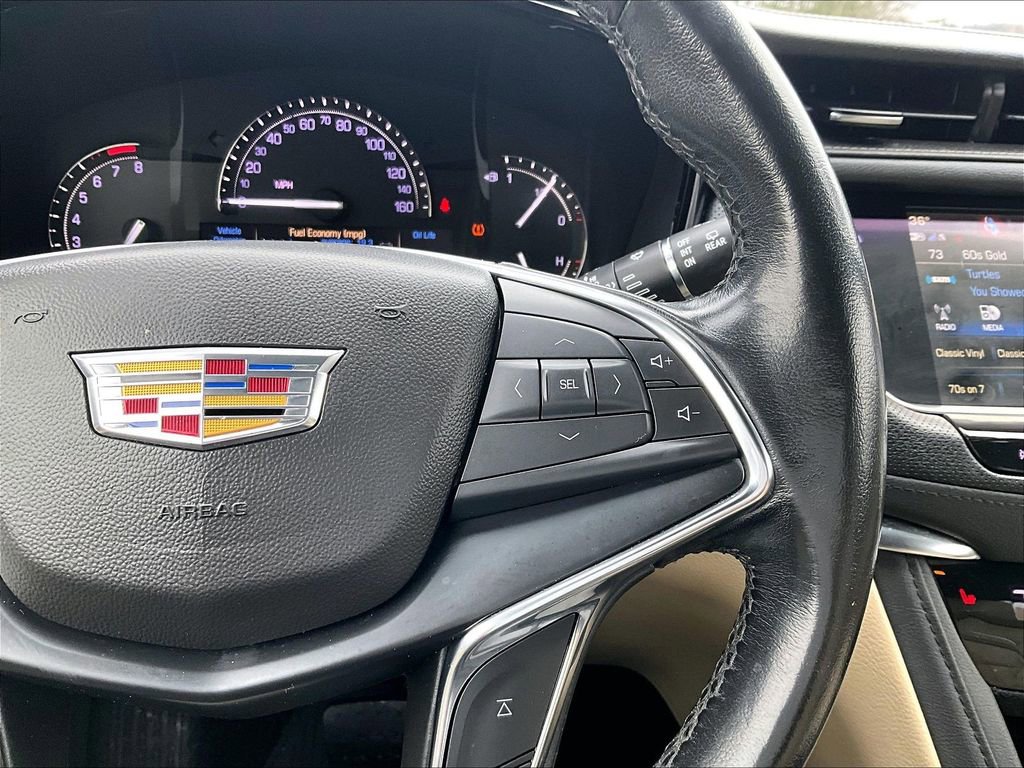 Used 2019 Cadillac XT5 AWD image 17