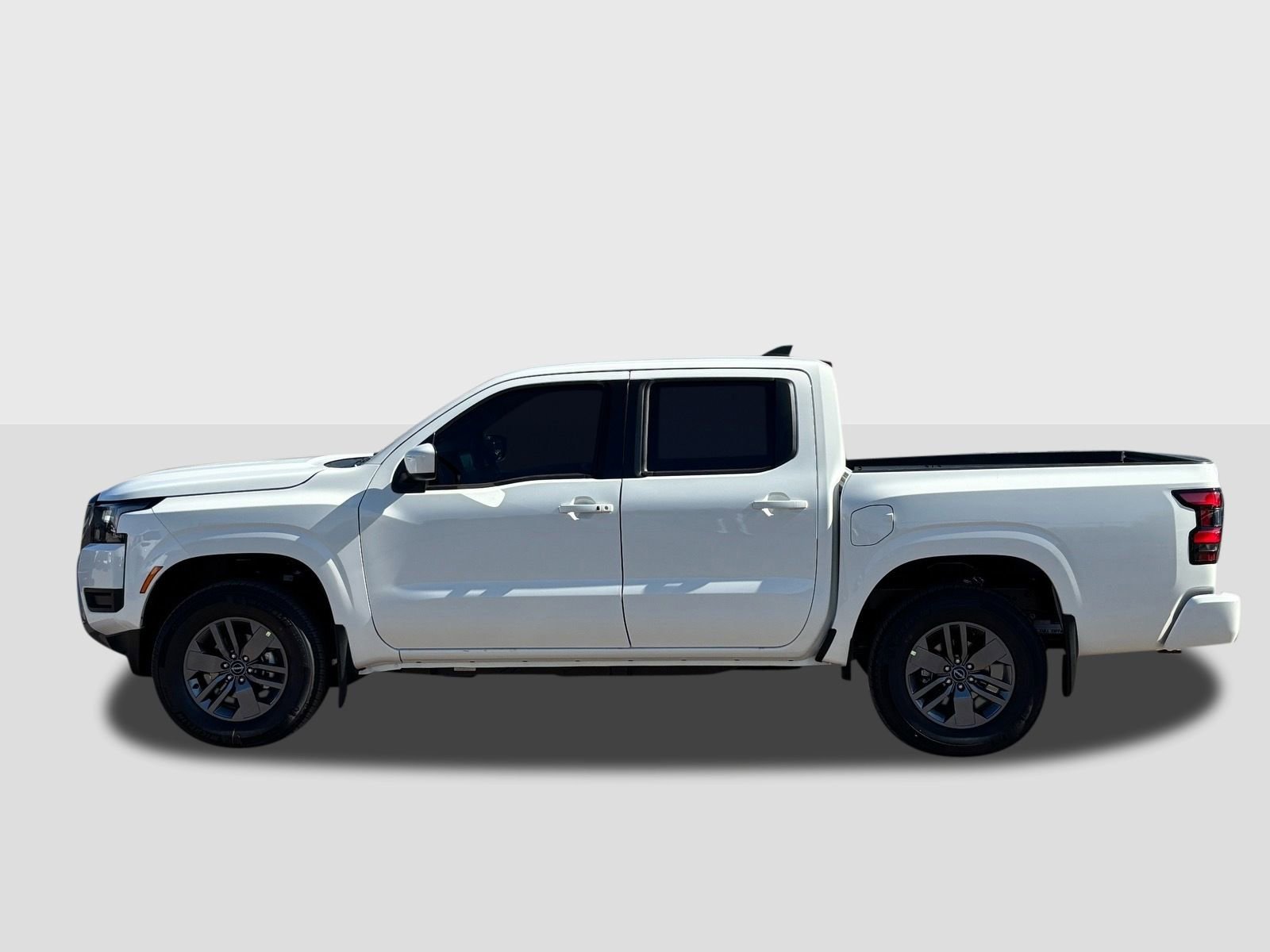 New 2026 Nissan Frontier SV w/ SV Convenience Package image 2