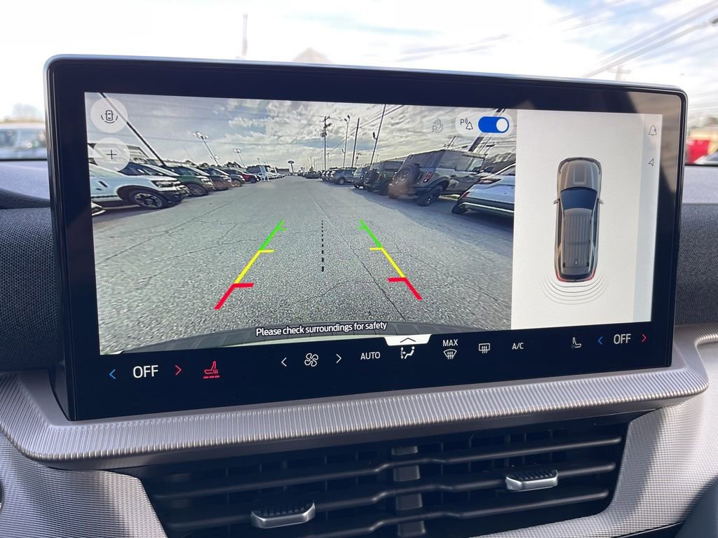 New 2026 Ford Explorer Active image 9