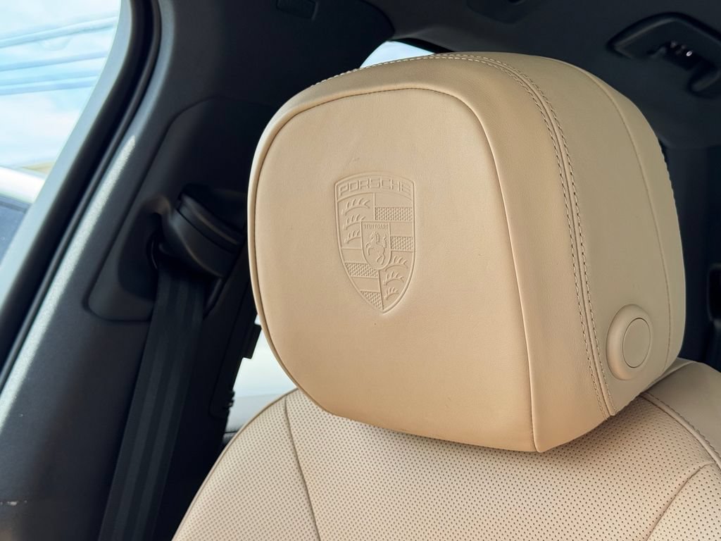 New 2026 Porsche Cayenne AWD/4WD image 43