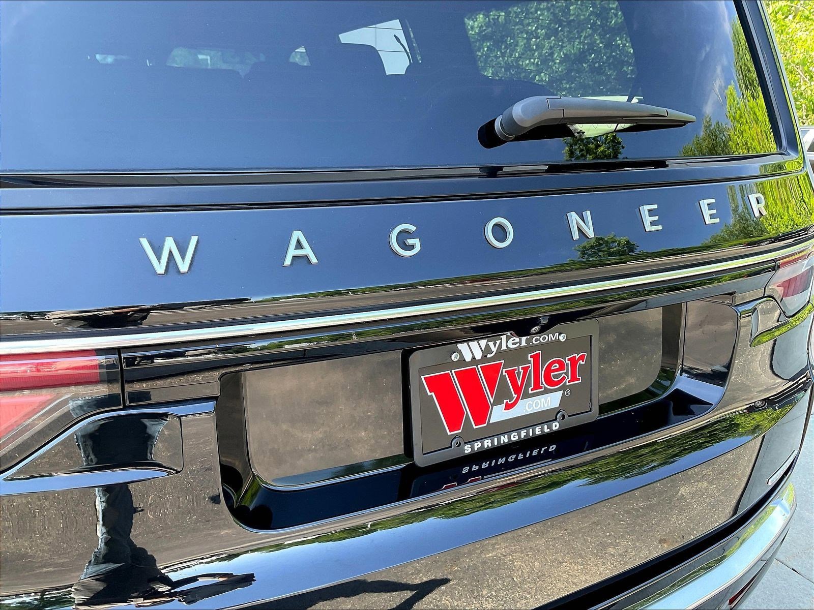 Used 2023 Jeep Wagoneer Series II AWD/4WD image 24
