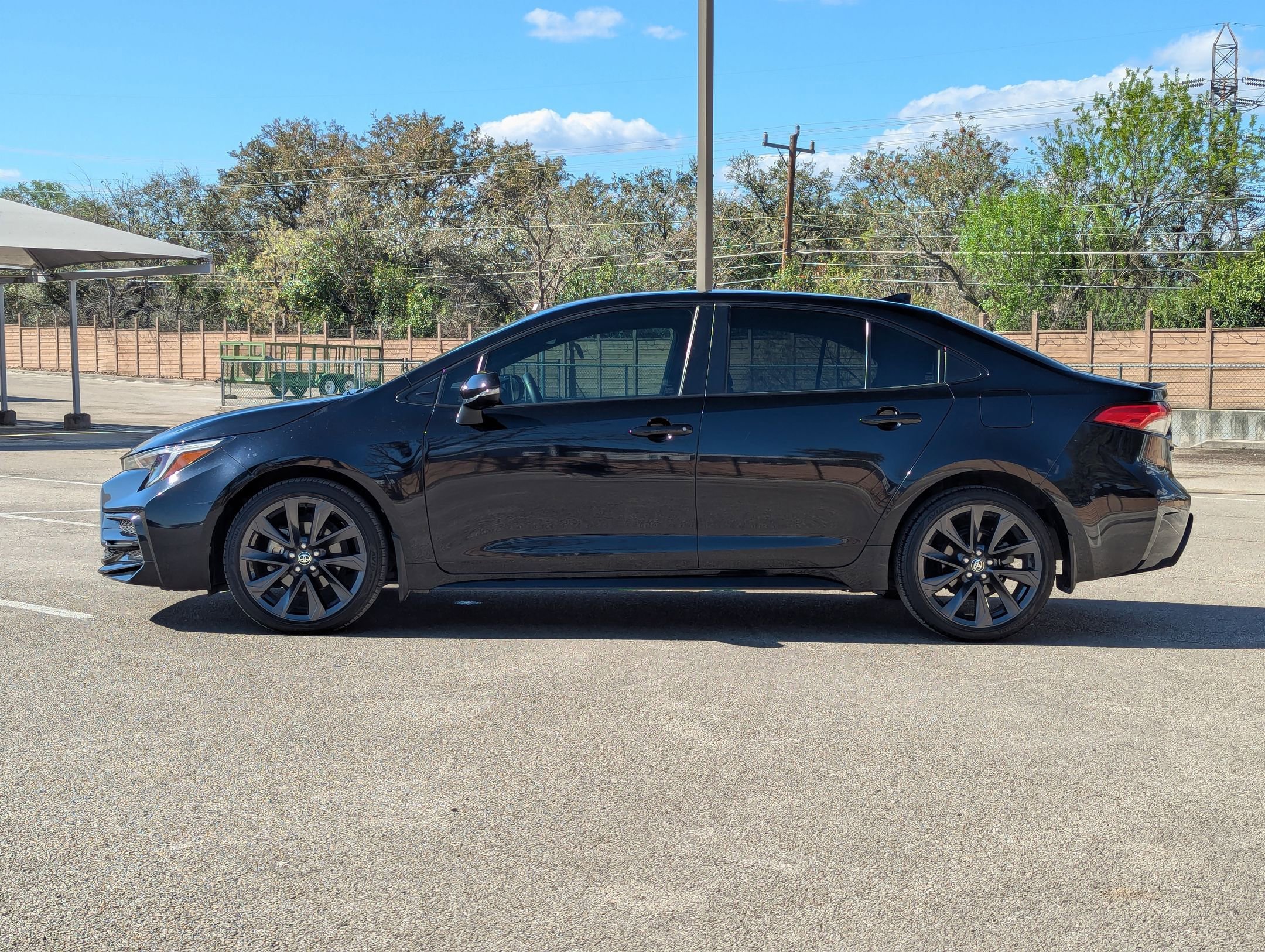 Used 2023 Toyota Corolla SE image 6