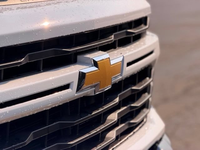 Used 2024 Chevrolet Silverado 2500 Custom w/ Custom Value Package AWD/4WD image 30