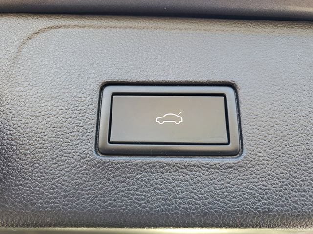 Used 2022 Volkswagen Atlas SE FWD image 8