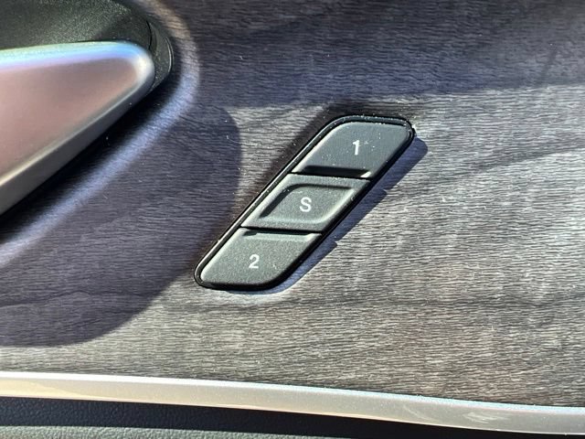 Certified 2023 Jeep Grand Cherokee Limited AWD/4WD image 19