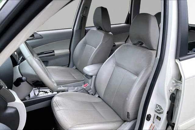 Used 2013 Subaru Forester 2.5X Limited AWD/4WD image 15