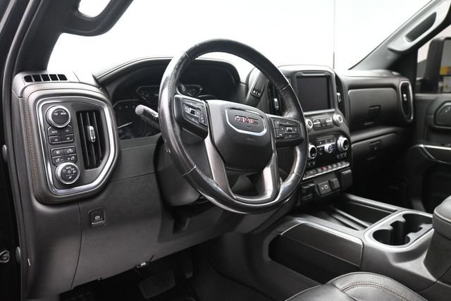 Used 2022 GMC Sierra 2500 AT4 w/ AT4 Preferred Package AWD/4WD image 9