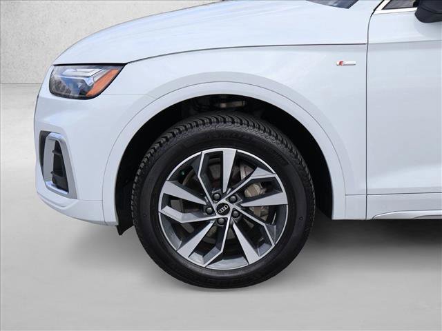 Used 2022 Audi Q5 2.0T Premium w/ Convenience Package image 30