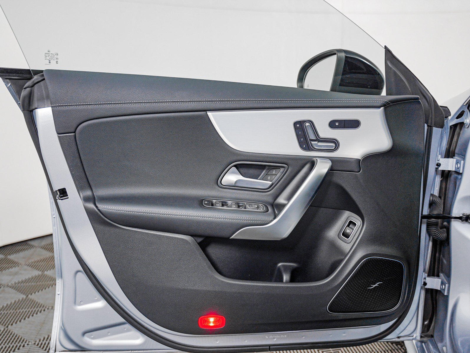 Certified 2025 Mercedes-Benz CLA 35 AMG 4MATIC image 24