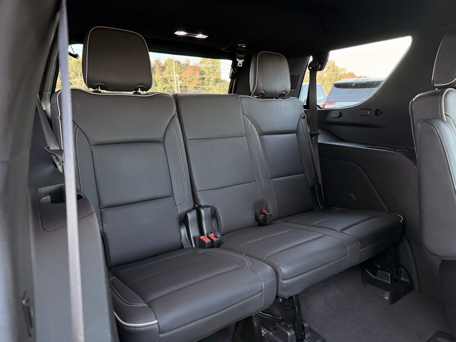 Used 2023 Chevrolet Tahoe Premier image 23