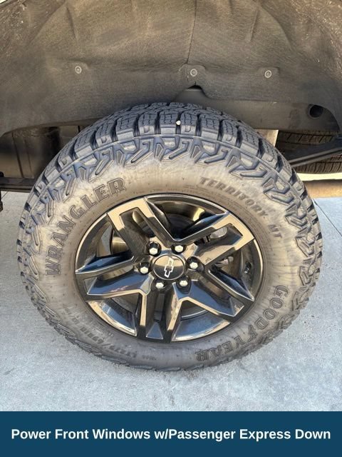 Used 2024 Chevrolet Silverado 1500 LT Trail Boss w/ Convenience Package II AWD/4WD image 23