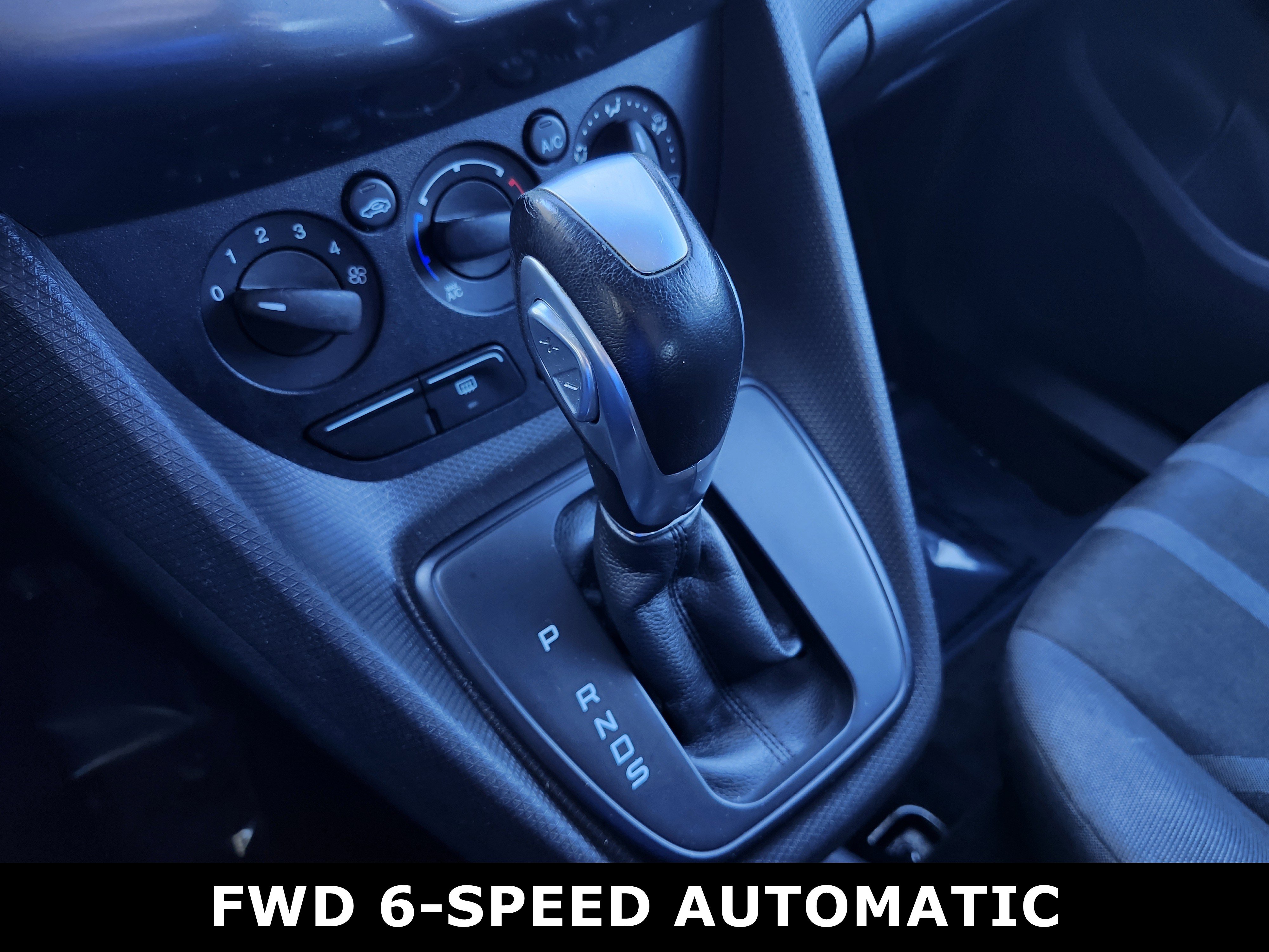 Used 2016 Ford Transit Connect XLT FWD image 9