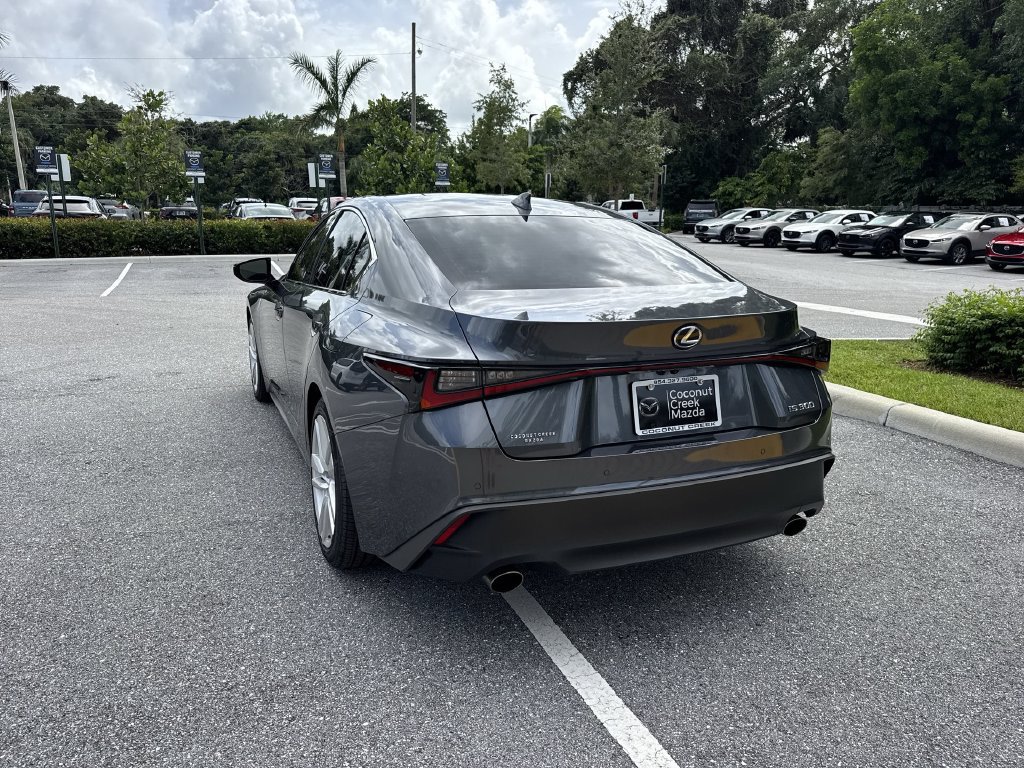 Used 2023 Lexus IS 300 w/ Comfort Package RWD image 13